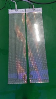 Fabryka w Chinach P7.5 P10 Pełnokolorowa folia wewnętrzna Miękka zakrzywiona kurtyna Wysoki przezroczysty ekran LED
