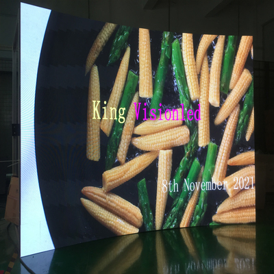 Ściana wideo 4K 8K LED P1.25 W pełni przedni ekran dostępu do wnętrz dla centrum dowodzenia