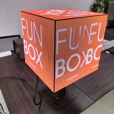 Zewnętrzny wodoodporny ekran LED Cube Shop Znaki Ekran reklamowy 5 stron 200x200mm P2.5