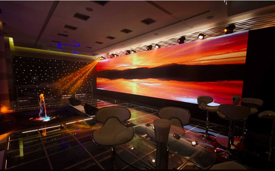Ekran HD LED TV Indoor P2.5 Kino domowe 8K LED Ściana wideo Doskonała wydajność Wyświetlacz LED